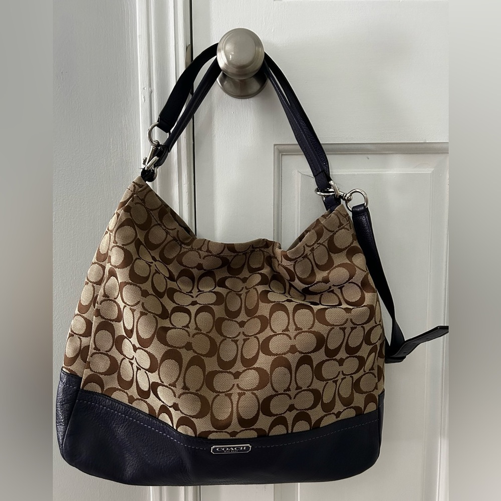 Coach hobo slouch bag